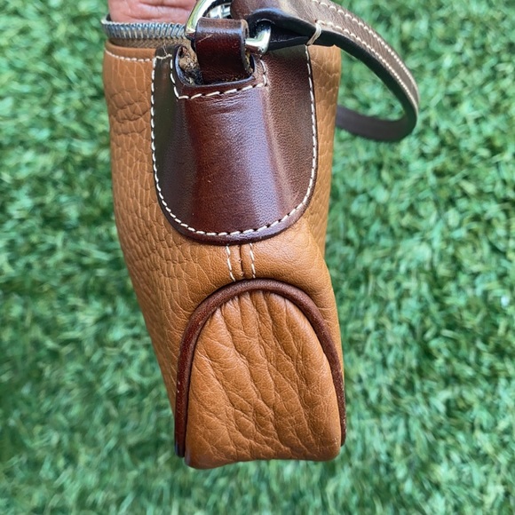 Dooney and Bourke Mini Bag or Wristlet - Picture 4 of 10